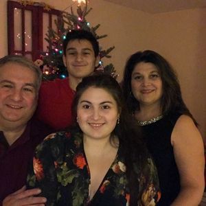 Meet your Posher, Michele